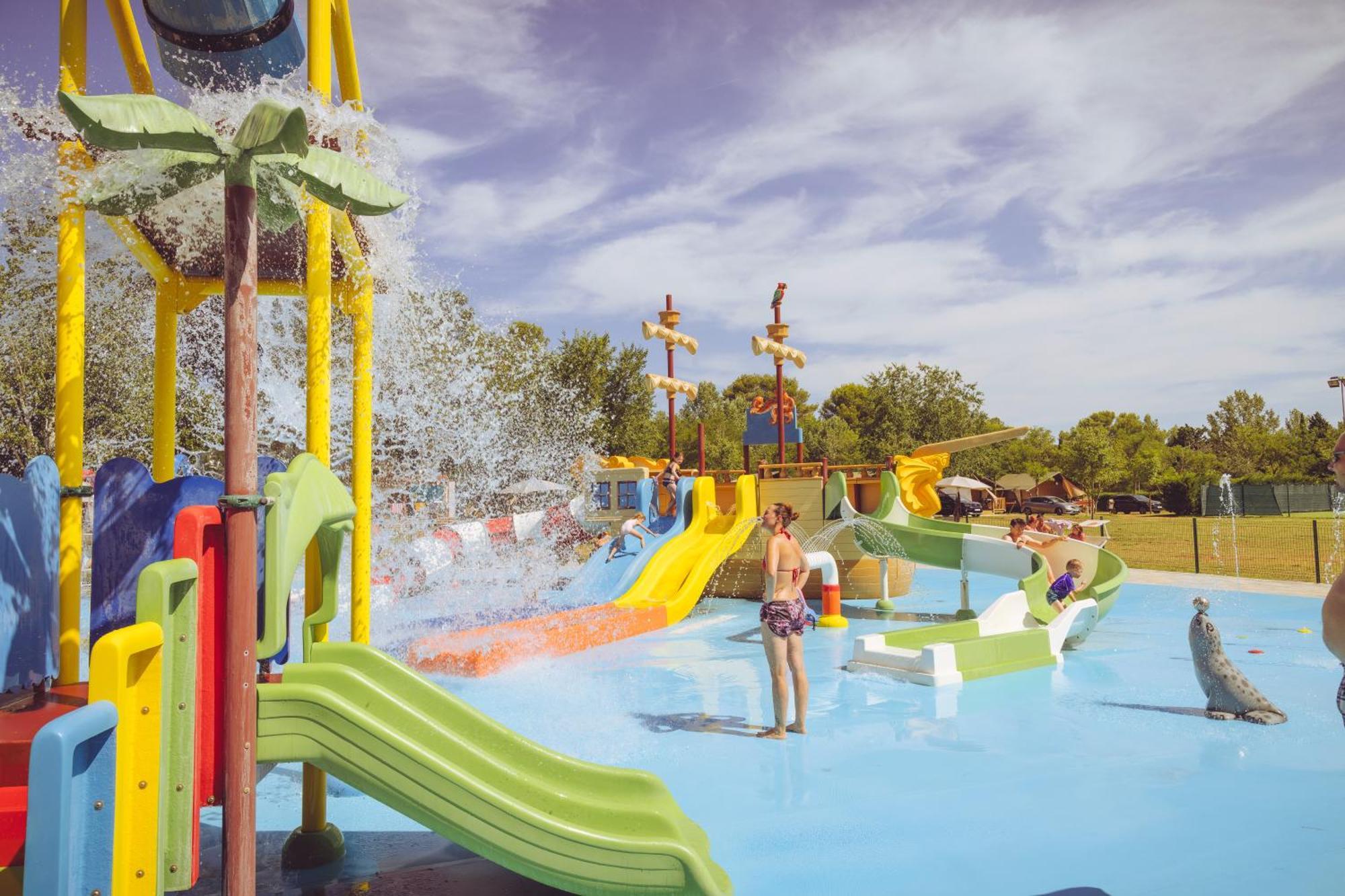 Camping Bi-Village - Roan Valbandon Exterior foto