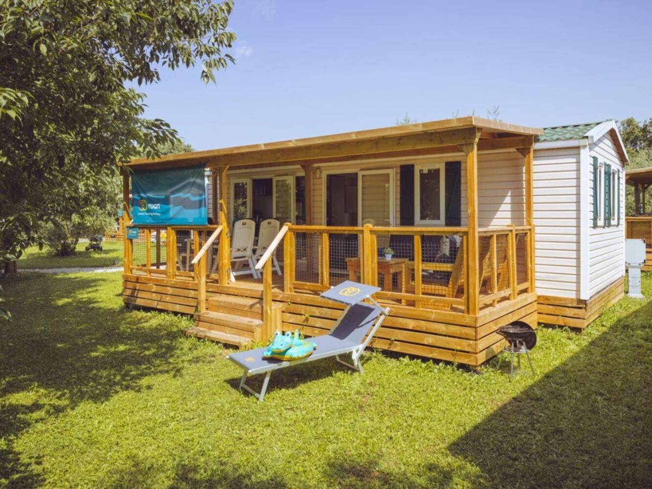 Camping Bi-Village - Roan Valbandon Habitación foto